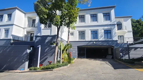 8 Rivonia Road, Illovo 